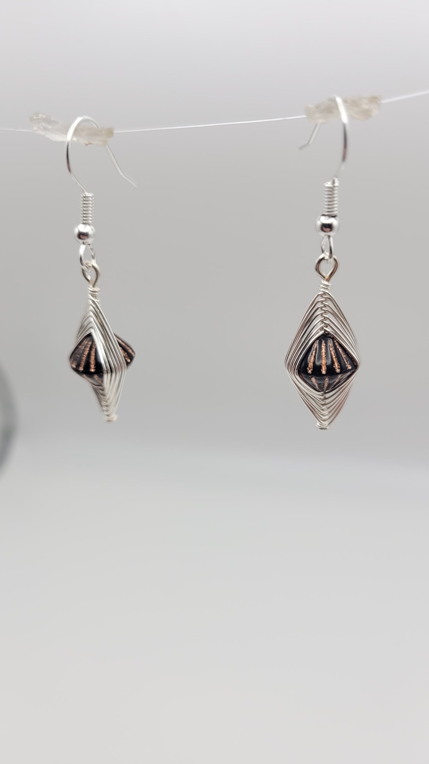 Single-Tier WireWrap Herringbone with Antique style Rondell Czech Glass earrings