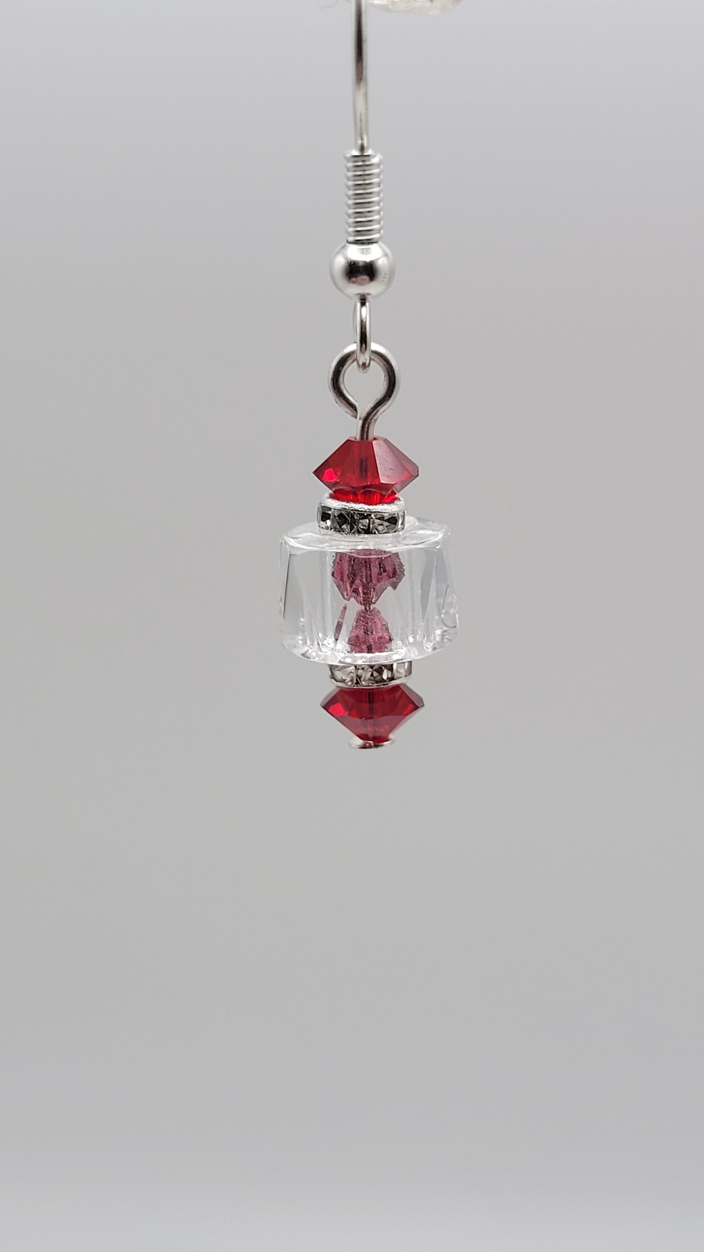 Single-Tier Czech Caged Crystals in a crystal cylinder